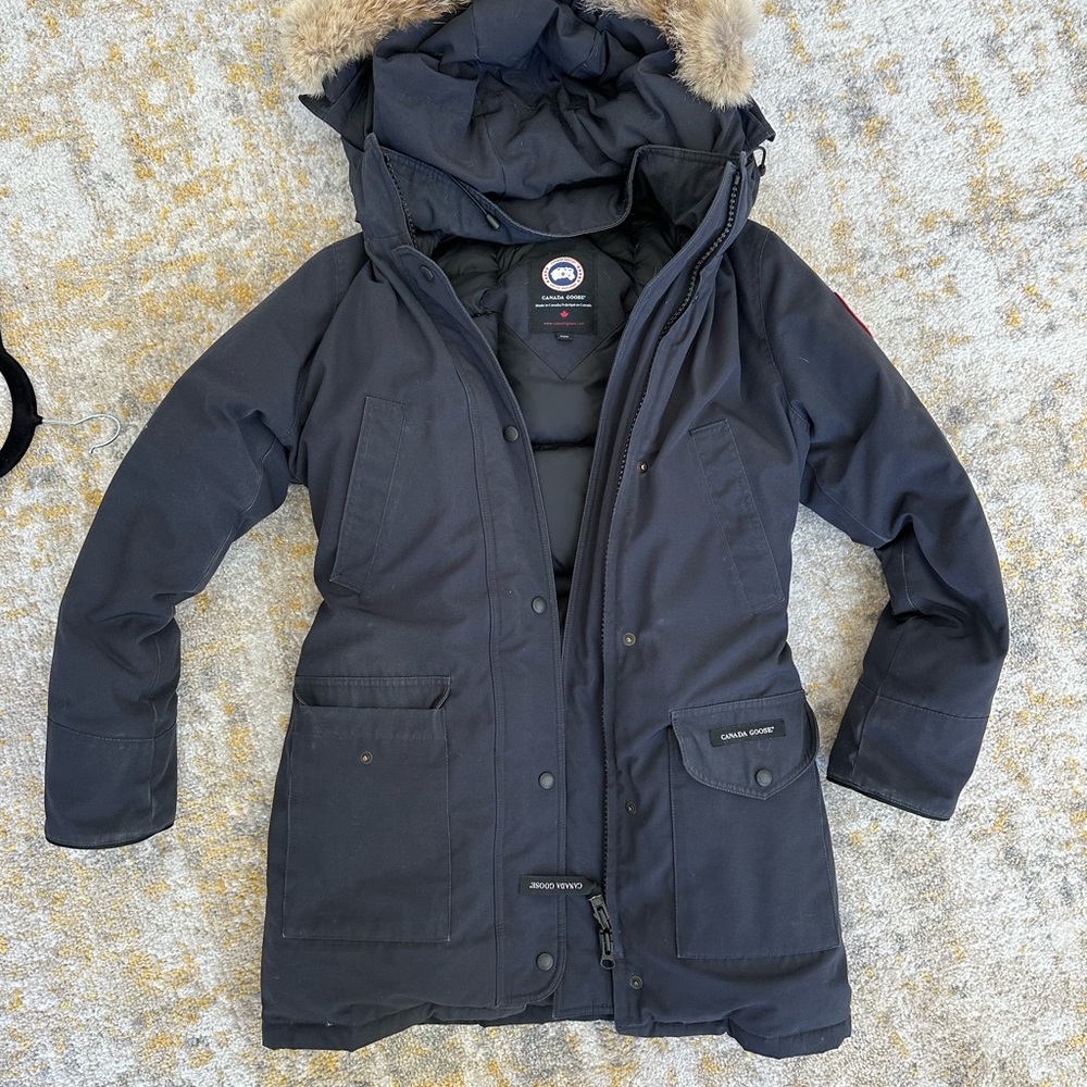 Canada Goose, Women’s Trillium Jacket - Navy XS - Hooded Fur